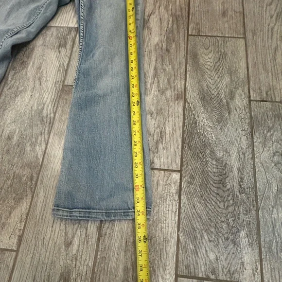Y2K Refuge Light Wash Low Rise Bootcut  Jeans - Picture 8 of 9